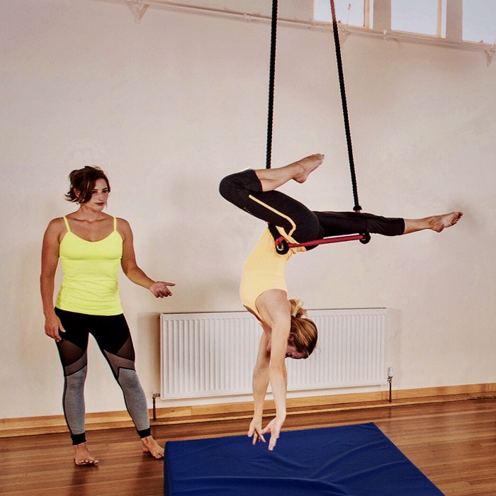 Static Trapeze - Improvers